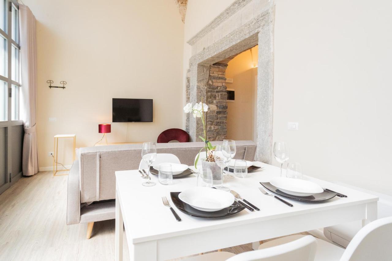 Romantic Escape City Centre With Jacuzzi & Parking By Rent All 科莫 外观 照片